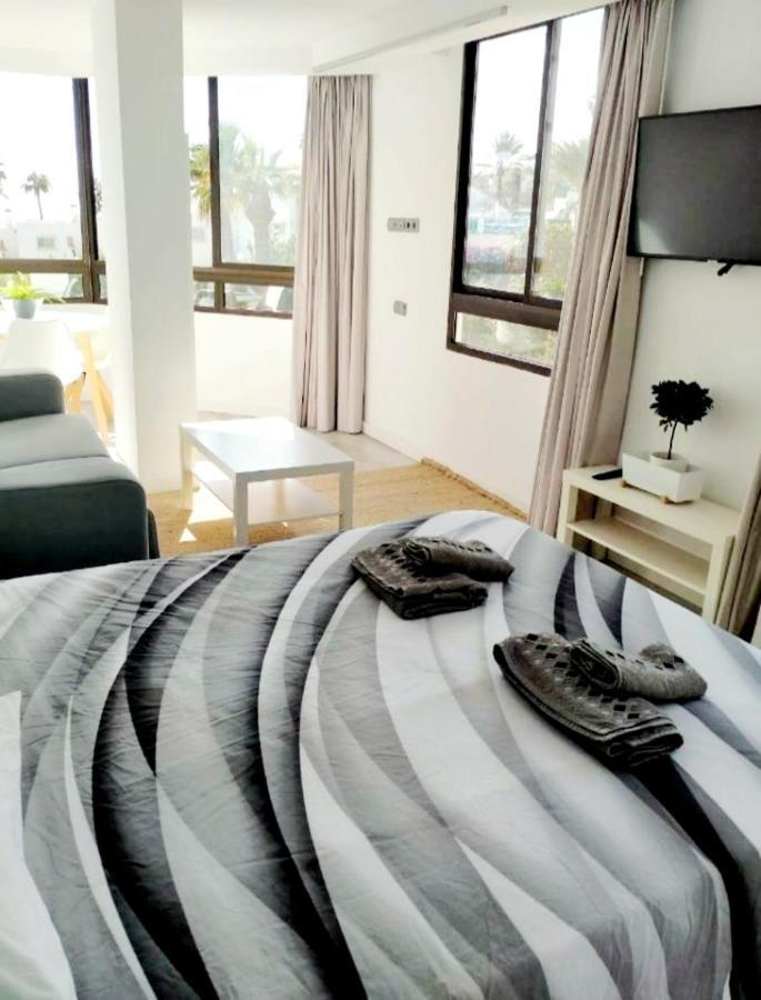 Nueva Europa Studio Ocean View Apartment Playa Del Aguila  Ngoại thất bức ảnh